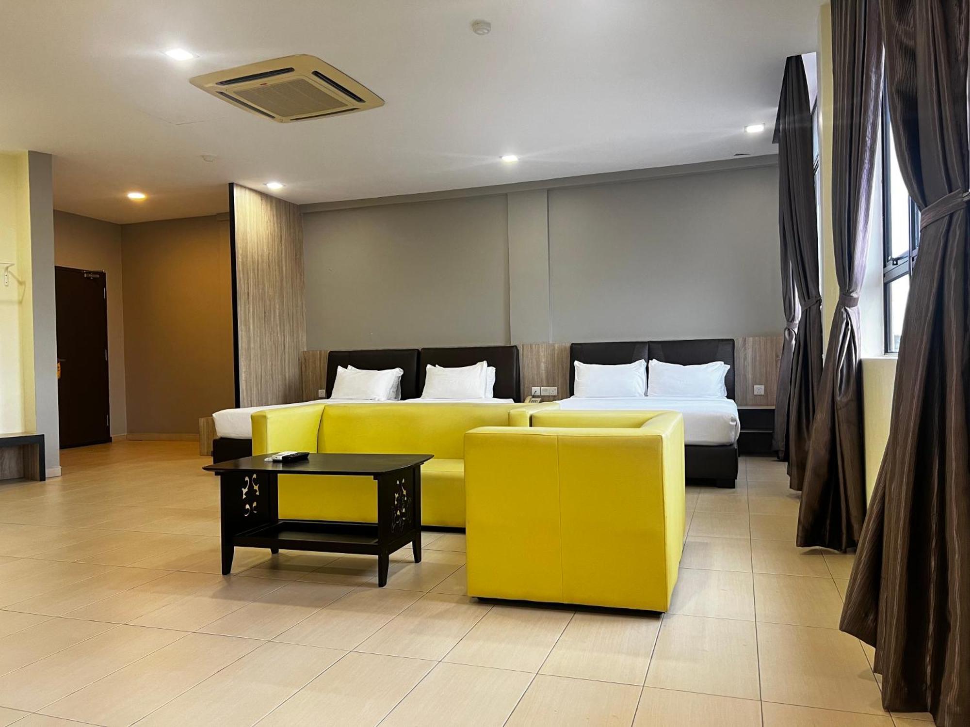 SiN LiEN HOTEL Kluang Extérieur photo